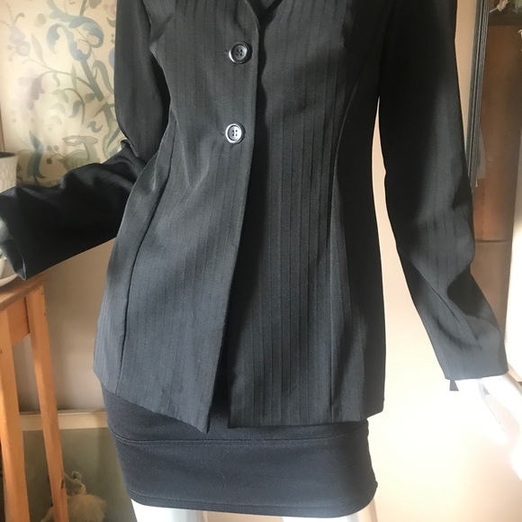 Vintage Y2K Black Pinstripe Blazer Jacket 2 Button Front Size 6 - Picture 6 of 13